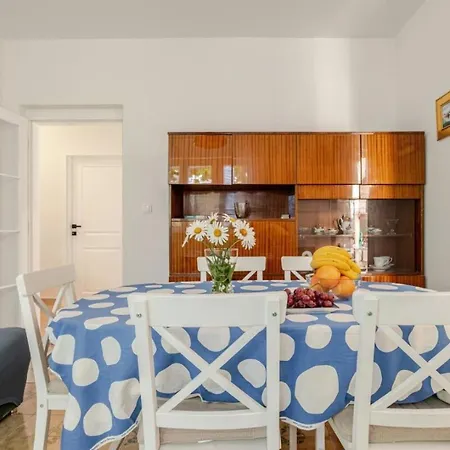 Appartamento Waterfront Seaview Maria *