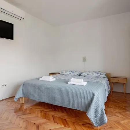 Waterfront Seaview Maria Marina