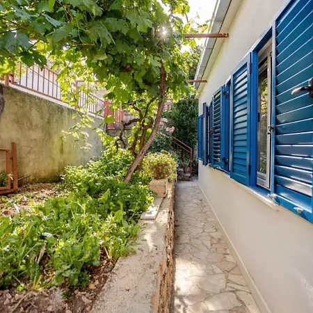 Appartamento Waterfront Seaview Maria *